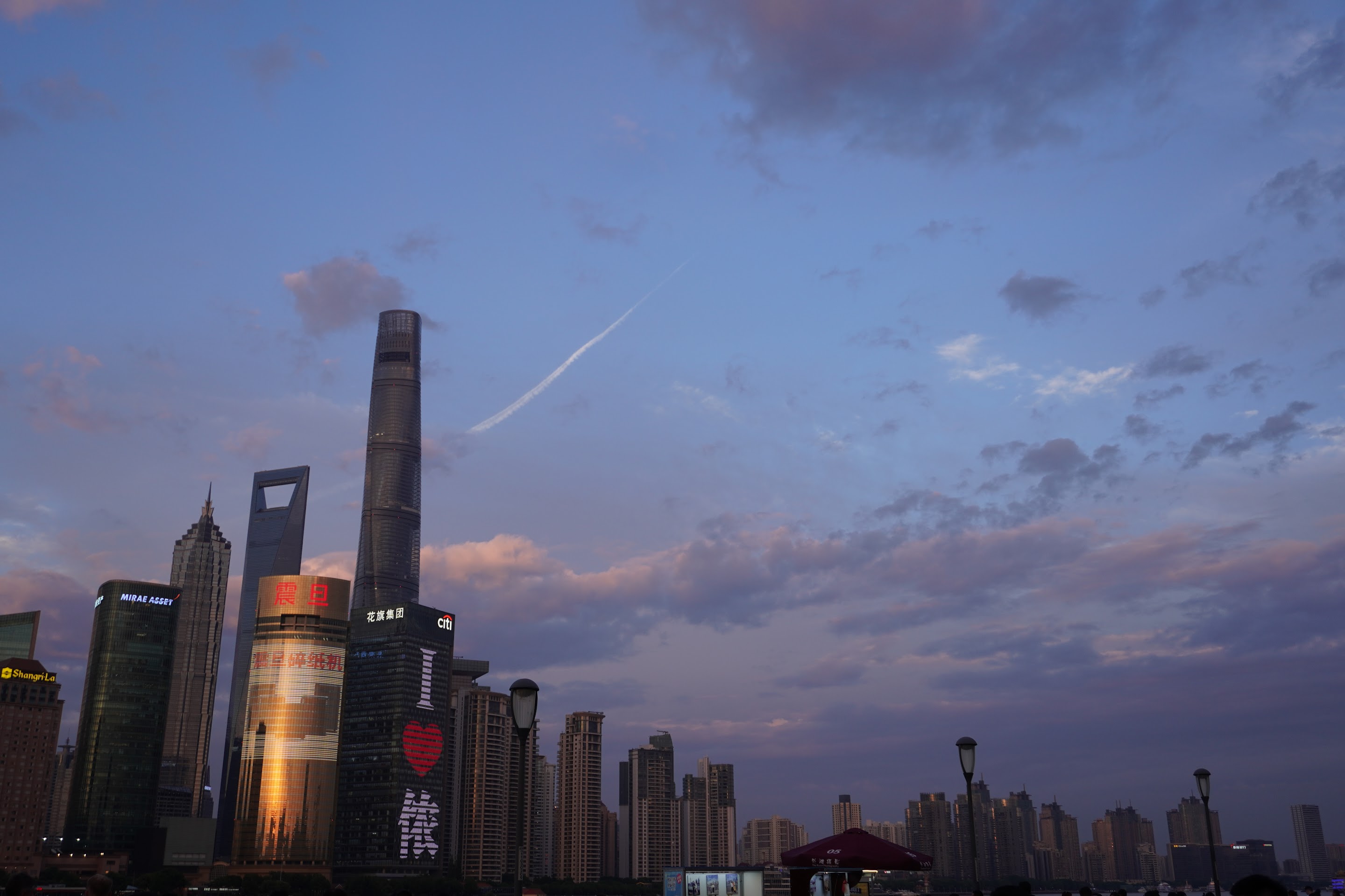 /travel-in-jiangzhehu-shanghai/featured-image.webp /travel-in-jiangzhehu-shanghai/featured-image.webp